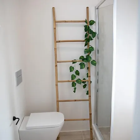 Serenity Bay * Alinda (Leros)